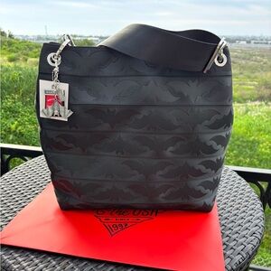 Harveys Release the Bats Hobo BNWT